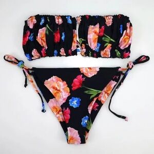 NWT BYOAUO bikini swimsuit strap beach swimsuit soaking in hot springs